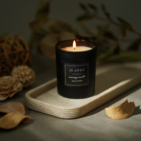 JE JOUE – prabangi masažo žvakė - jasmine ir lilijos - Image 3