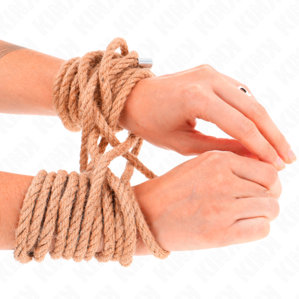KINK ROPE ARTS – kink - kanapių virvė su metaliniu galvute 20 metrų