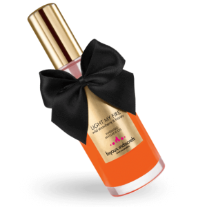 BIJOUX LOVE COSMETIQUES – bijoux - masažo aliejus su šilumos efektu braškių aromatu