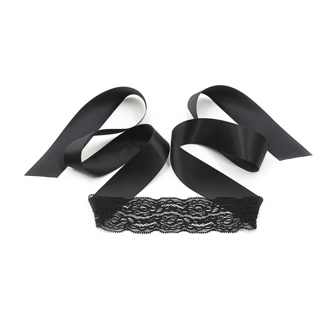 Crushious Juodas nėriniuotas bondage rinkinys - Image 3